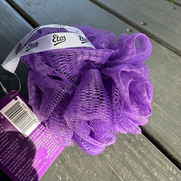 Etos cleansing Laponge- mild exfoliation! New! - Picture 3 of 6